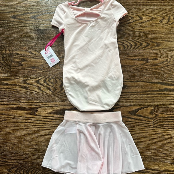 Girls Dance Outfit - Picture 4 of 4